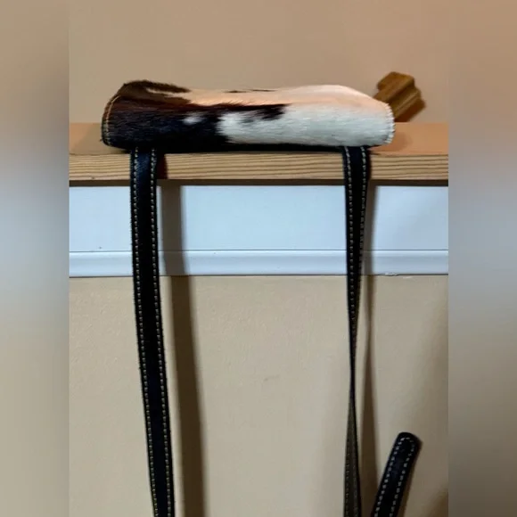 🌿 Patricia Nash Cow Print Granada Crossbody Bag 🌿 - Picture 9 of 13